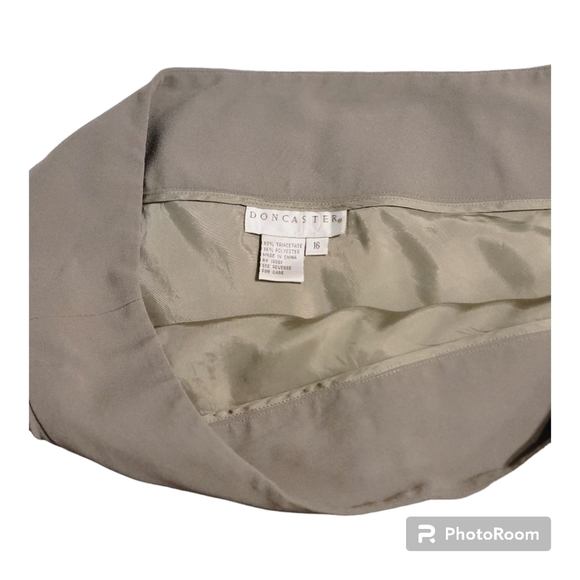 DONCASTER SUIT AND SKIRT SET WOMEN'S SIZE 16|PLUS IN ARMY GREEN - Picture 7 of 13